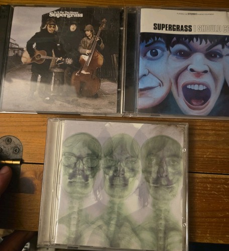Supergrass bundle includes - supergrass,